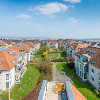 Wohnanlage mit 400 Wohnungen und 27 RH in Dresden-Leubnitzer Höhe